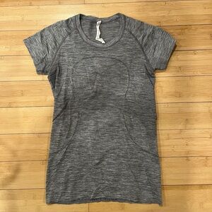 Lululemon Swiftly Tech Short Sleeve